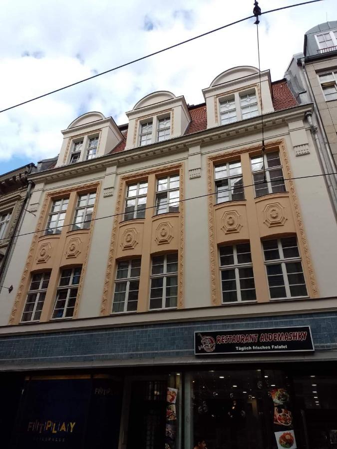 Piano Apartment In Halle Center - Netflix - Free Wifi 1 المظهر الخارجي الصورة