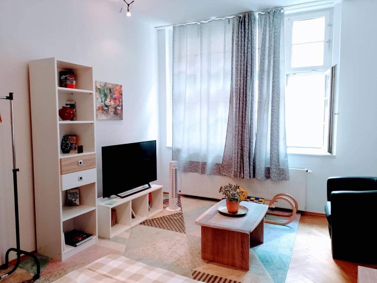 Piano Apartment In Halle Center - Netflix - Free Wifi 1 المظهر الخارجي الصورة
